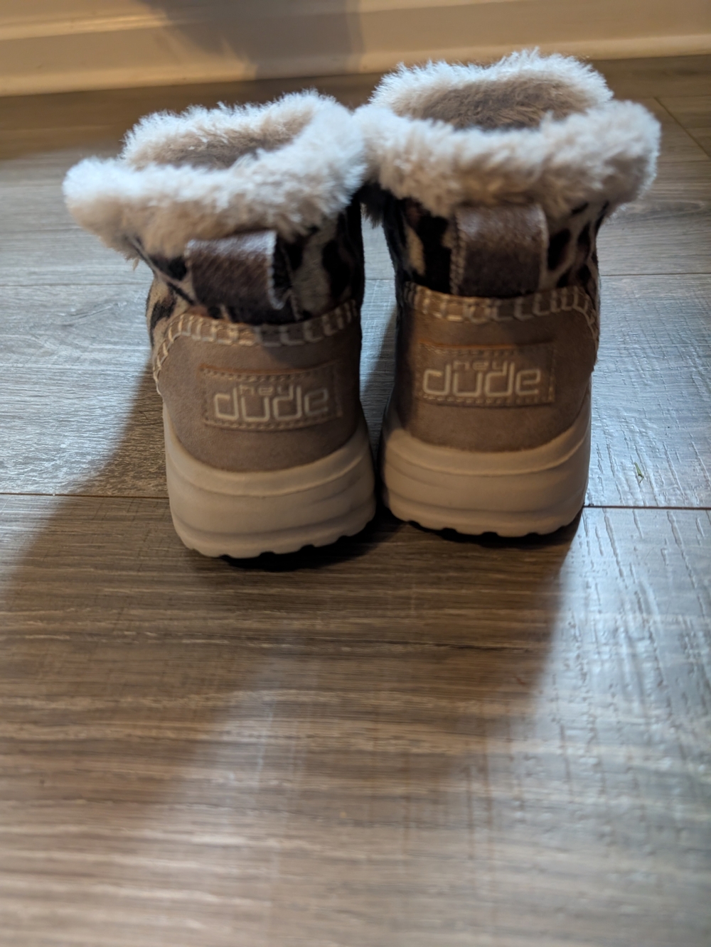 Hey Dude Woman Cozy Faux Fur Lined Boot - Taupe